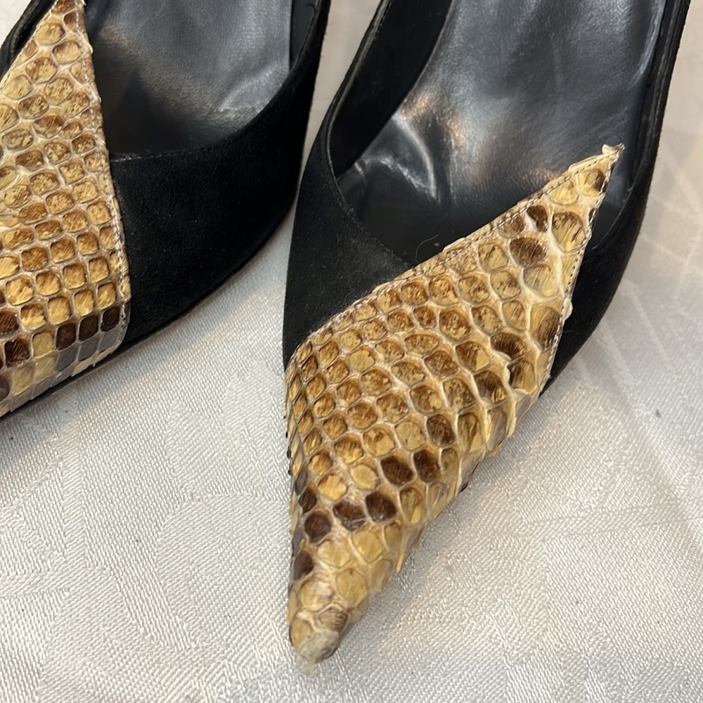 Stuart Weitzman Sz 5.5B Suede Snakeskin Pointed Toe Pumps - Picture 5 of 13